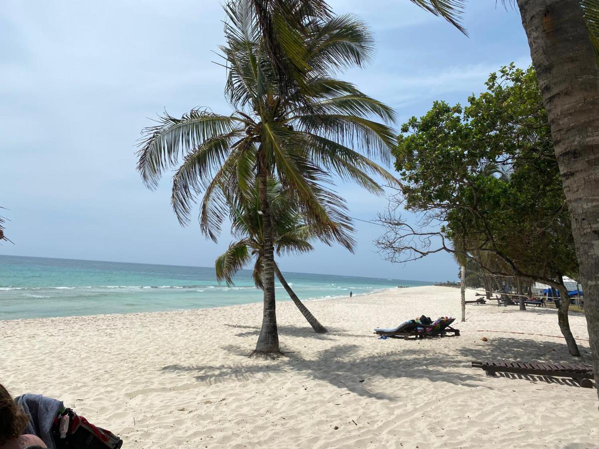 Private Backdoor Villa With Big Swimming Pool And Services Of Chef Included Diani Beach Luaran gambar