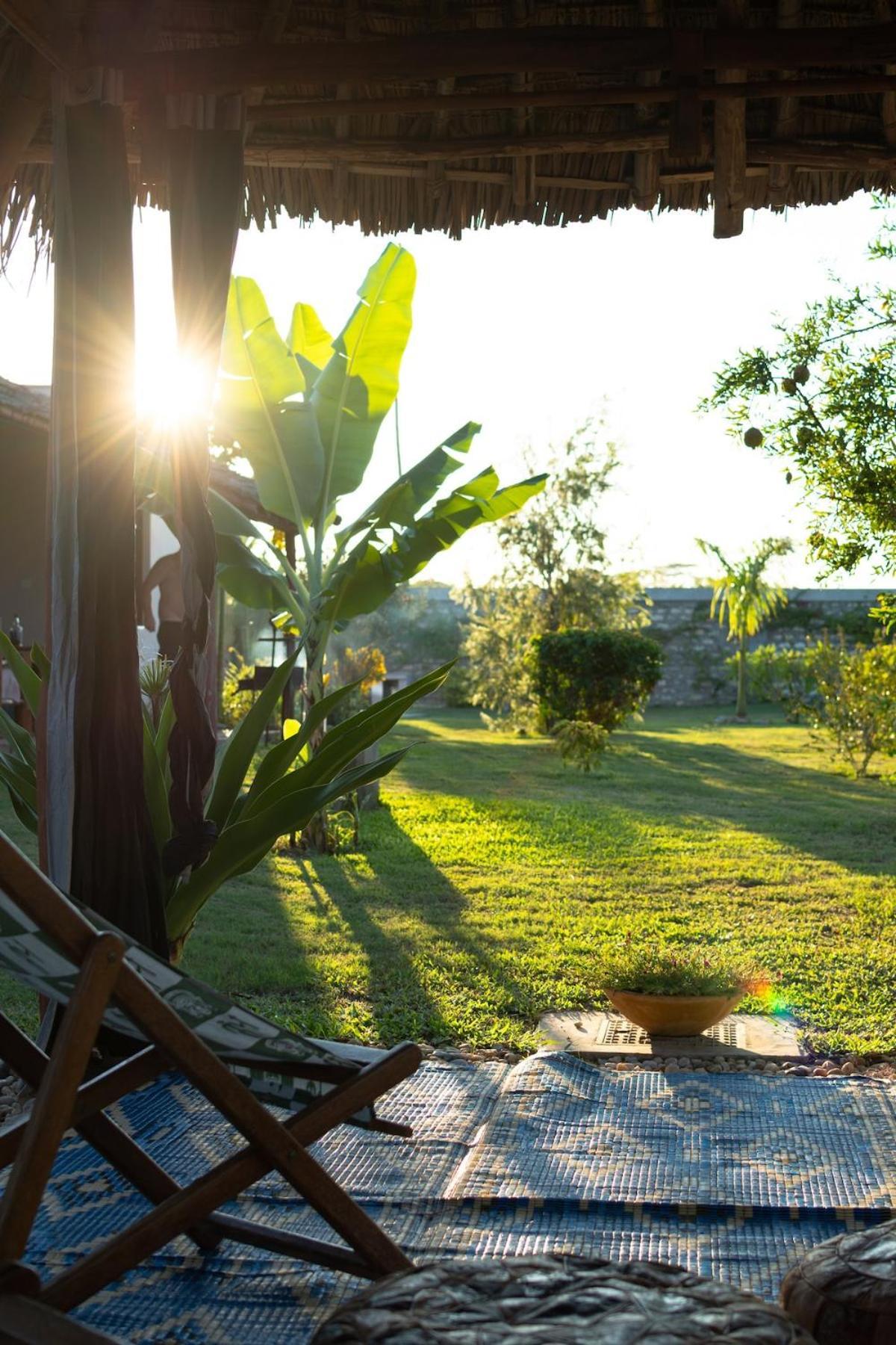 Private Backdoor Villa With Big Swimming Pool And Services Of Chef Included Diani Beach Luaran gambar